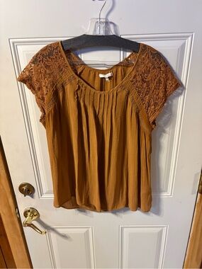 Maurices Rust Lace Sleeve Peasant Top Size Large